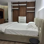 Stay-five Brand New 2 Modern In Center - Self Check-in Apartamento Tirana