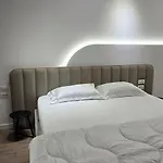 Stay-five Brand New 2 Modern In Center - Self Check-in * Tirana