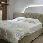 Stay-five Brand New 2 Modern In Center - Self Check-in Apartamento *