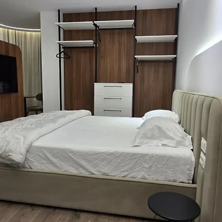 Stay-five Brand New 2 Modern In Center - Self Check-in Apartamento Tirana