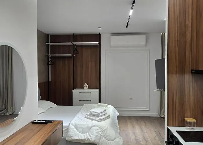 Daire Stay-five Brand New 2 Modern In Center - Self Check-in Tiran