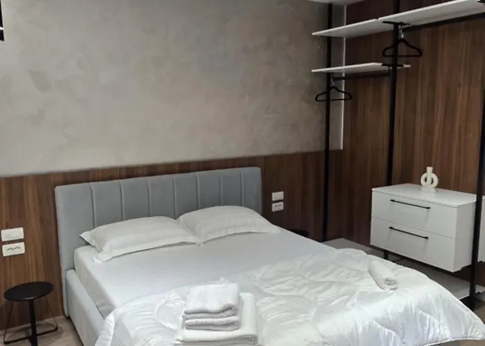 Daire Stay-five Brand New 2 Modern In Center - Self Check-in Tiran