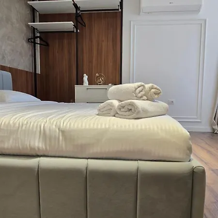 Lägenhet Stay-five Brand New 2 Modern In Center - Self Check-in