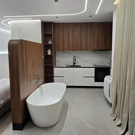 Appartamento Stay-five Brand New 2 Modern In Center - Self Check-in Tirana