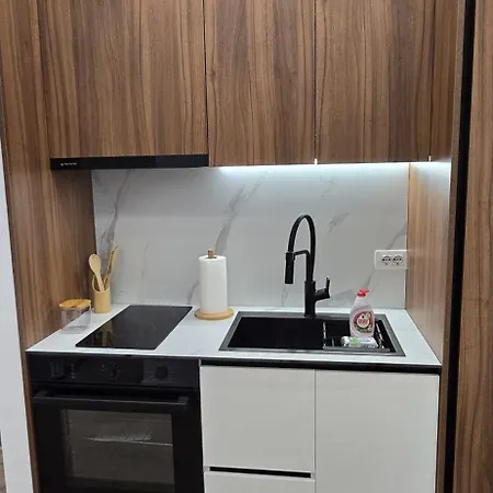 Stay-five Brand New 2 Modern In Center - Self Check-in Tirana