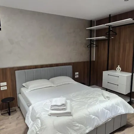 Appartamento Stay-five Brand New 2 Modern In Center - Self Check-in Tirana