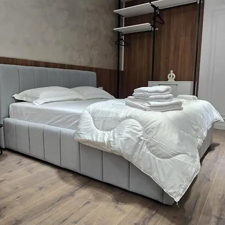 Stay-five Brand New 2 Modern In Center - Self Check-in