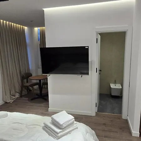 Appartamento Stay-five Brand New 2 Modern In Center - Self Check-in Tirana