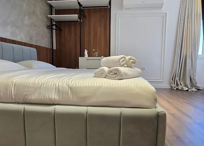 Apartment Stay-five Brand New 2 Modern In Center - Self Check-in
