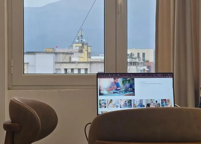 Stay-five Brand New 2 Modern In Center - Self Check-in Apartament *