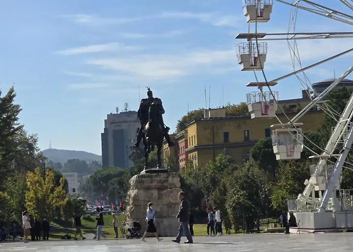 Stay-five Brand New 2 Modern In Center - Self Check-in Apartament Tirana