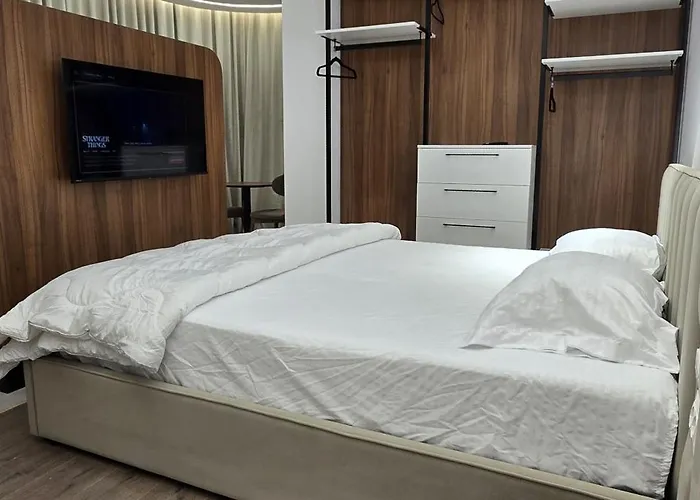 Apartment Stay-five Brand New 2 Modern In Center - Self Check-in Tirana